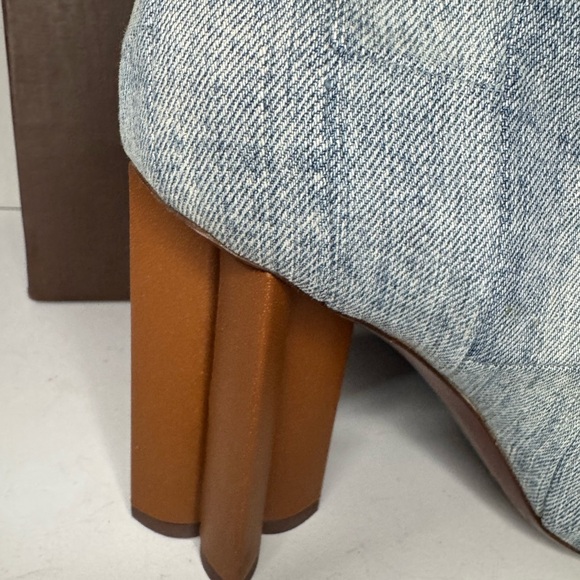 Louis Vuitton Blue and Brown Ankle Booties with Stiletto Heel - Picture 11 of 17